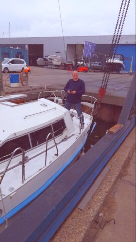 Erster Wasserkontakt nach langer Zeit